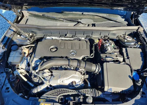 2021 Mercedes-Benz Glb 250 4Matic z USA, uszkodzony, nr VIN W1N4M4HB8MW128937